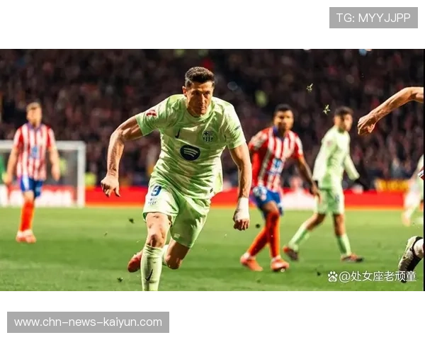 巴萨嫌梅西老却续留莱万？球迷：逻辑在哪里